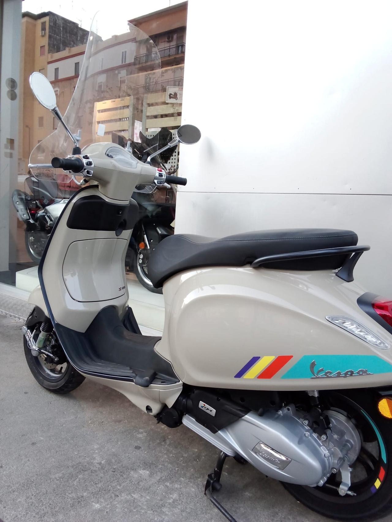 Piaggio Vespa 150 Primavera S