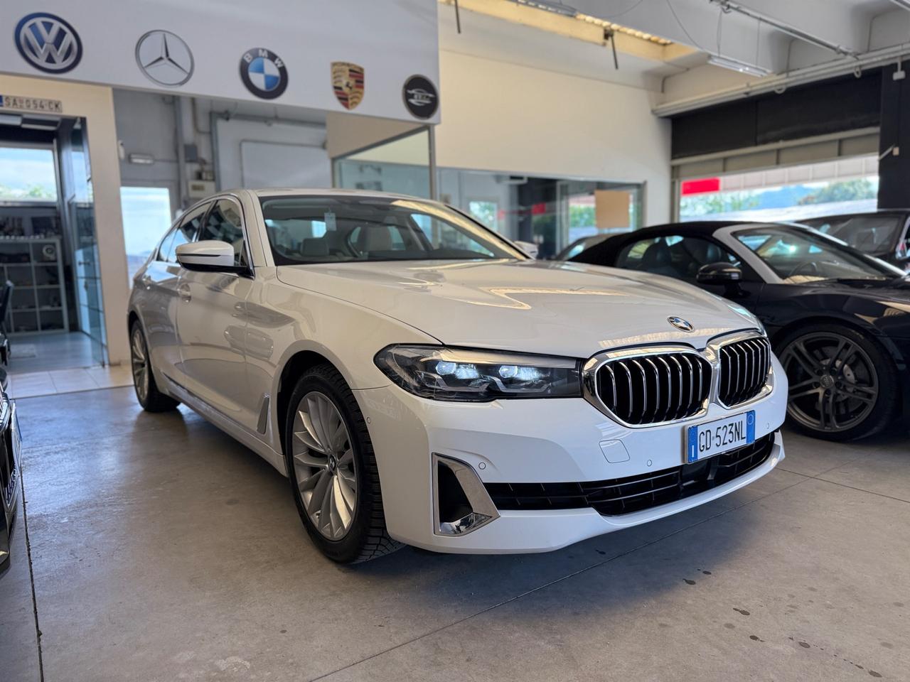 BMW 530d 48V xDrive Luxury 249CV 2021 BERLINA