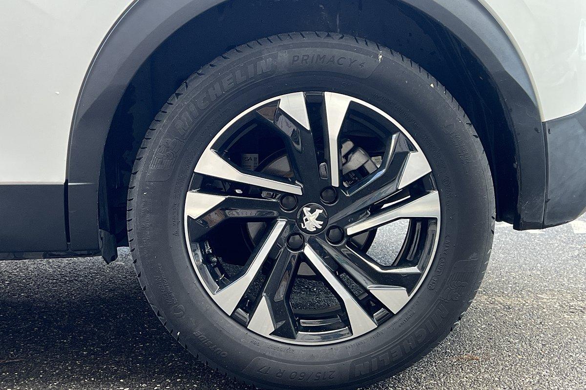 PEUGEOT 2008 PureTech 130 S&S Allure