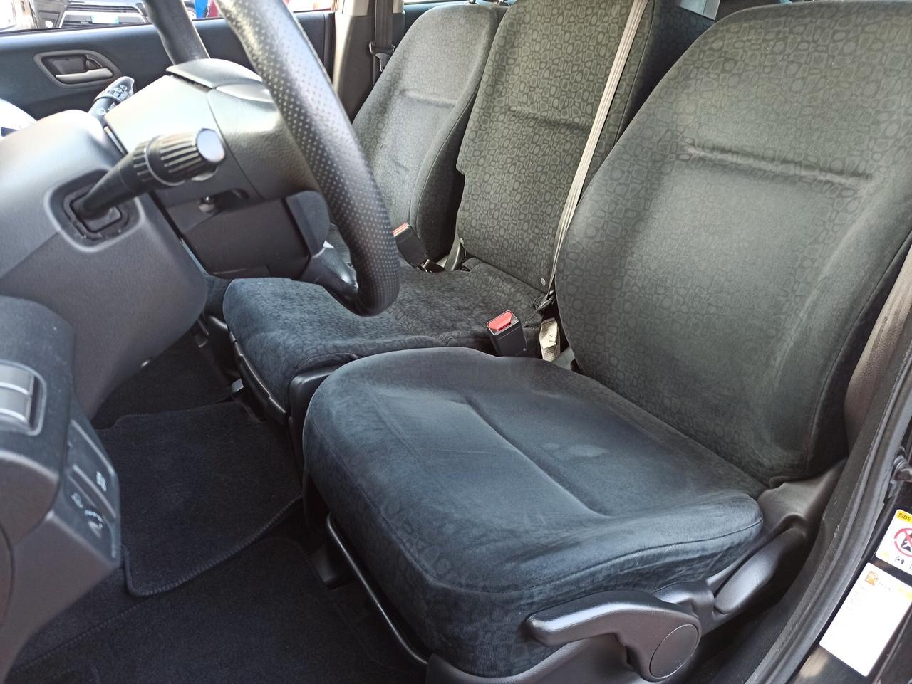 Honda HR-V FR-V 2.2 16V i-CTDi Executive