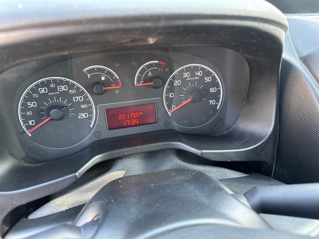 Fiat Fiorino 1.3 MJT 95CV Furgone Adventure