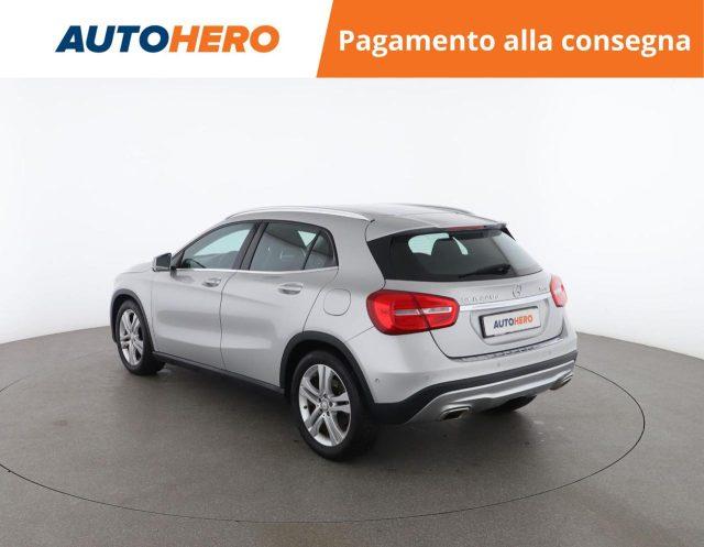 MERCEDES-BENZ GLA 220 d Automatic 4Matic Sport