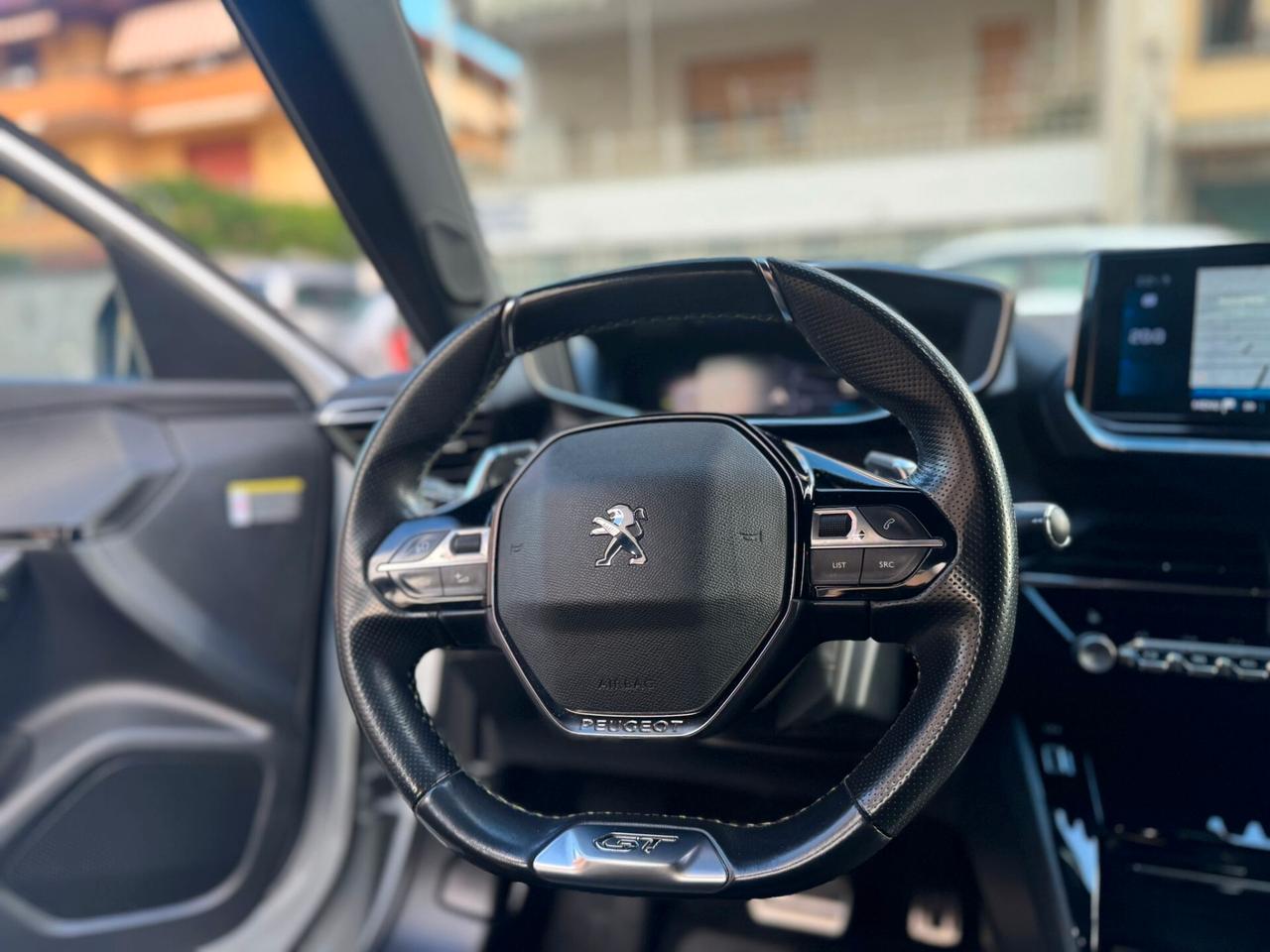 Peugeot 2008 BlueHDi 130 S&S EAT8 GT Pack