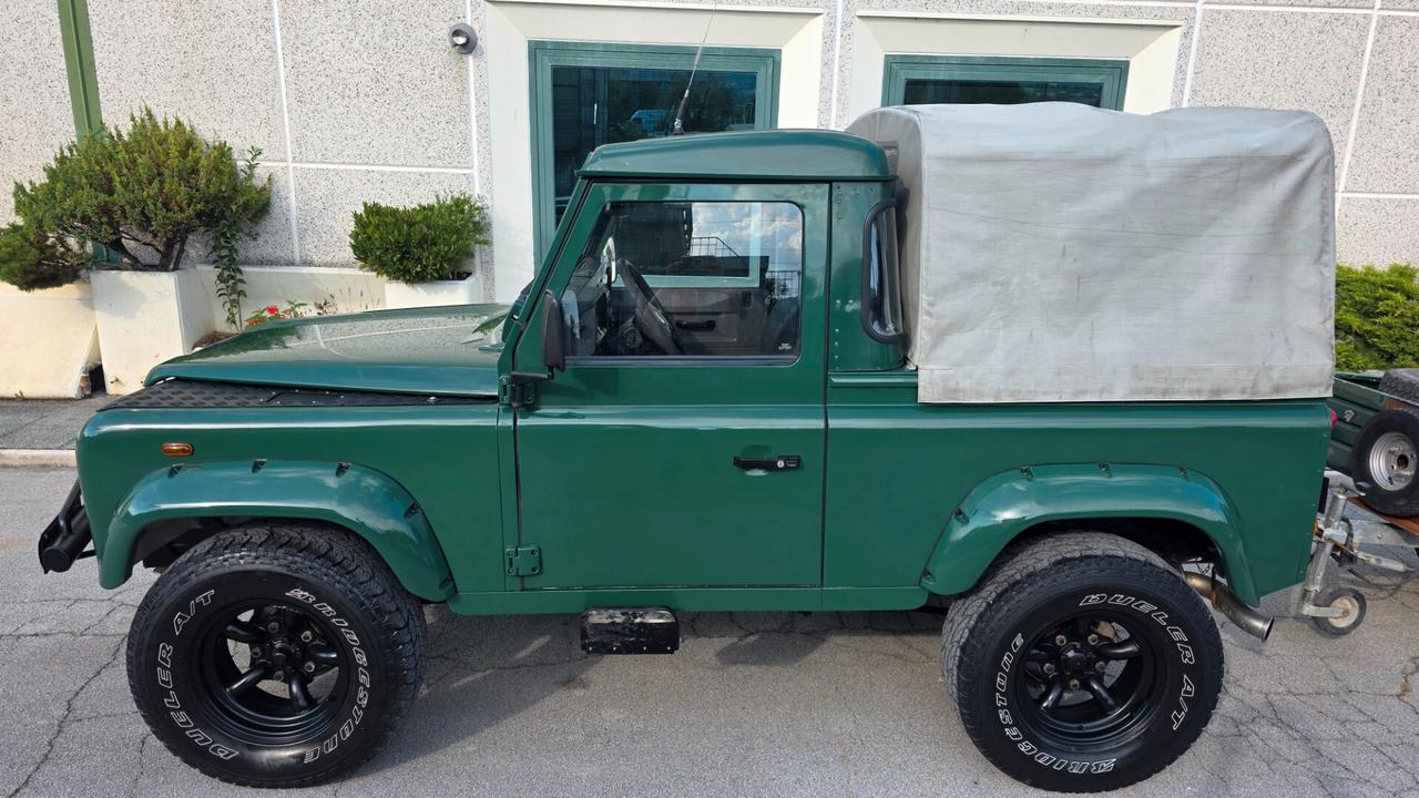 Land Rover Defender td5 pick up preparato omologato