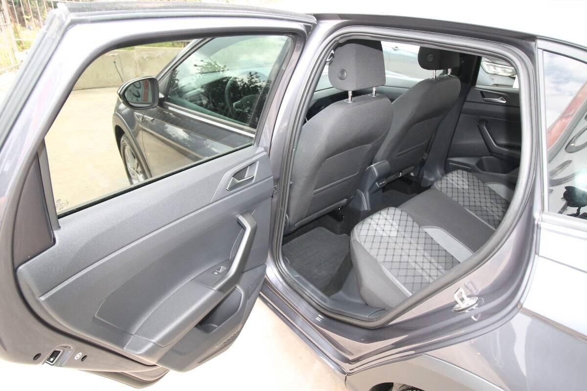 Volkswagen Taigo 1.0 TSI 110 CV R-Line | 2022