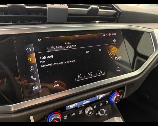 AUDI Q3 35 TFSI S tronic Business Advanced