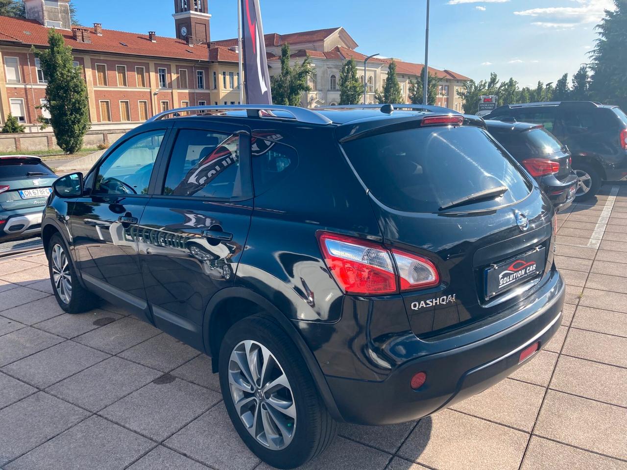 Nissan Qashqai 2.0 dCi DPF Tekna