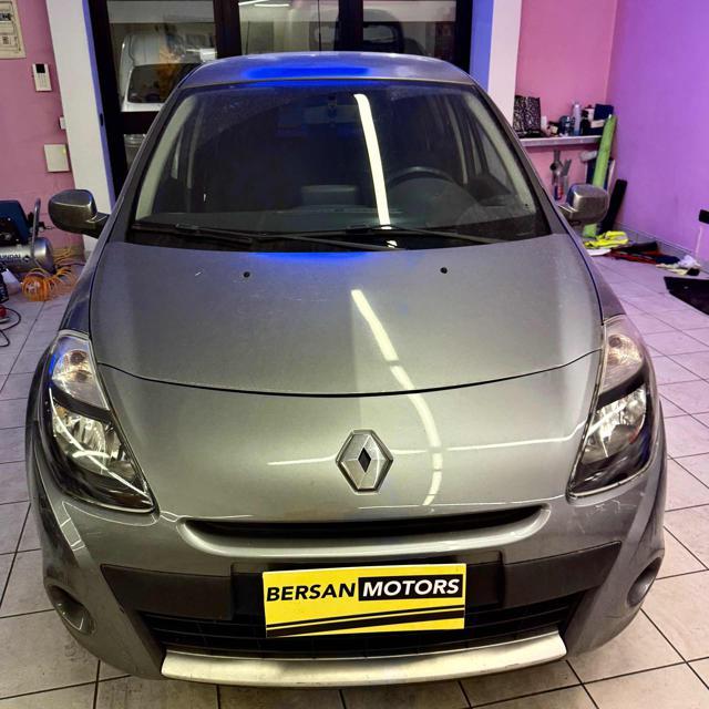 RENAULT Clio 1.2 16V 5 porte Luxe