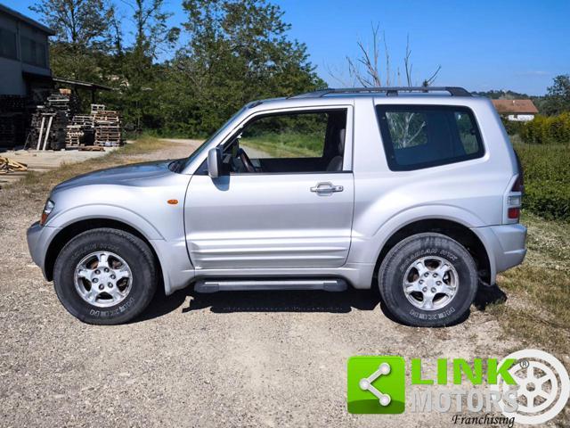 MITSUBISHI Pajero 3.2 16V DI-D 3p. Autocarro