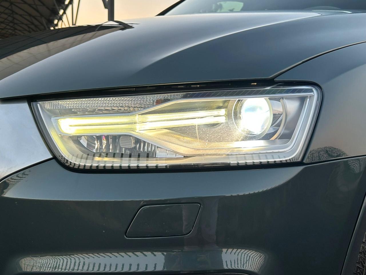 Audi Q3 2.0 TDI 150 CV quattro S tronic line Edition