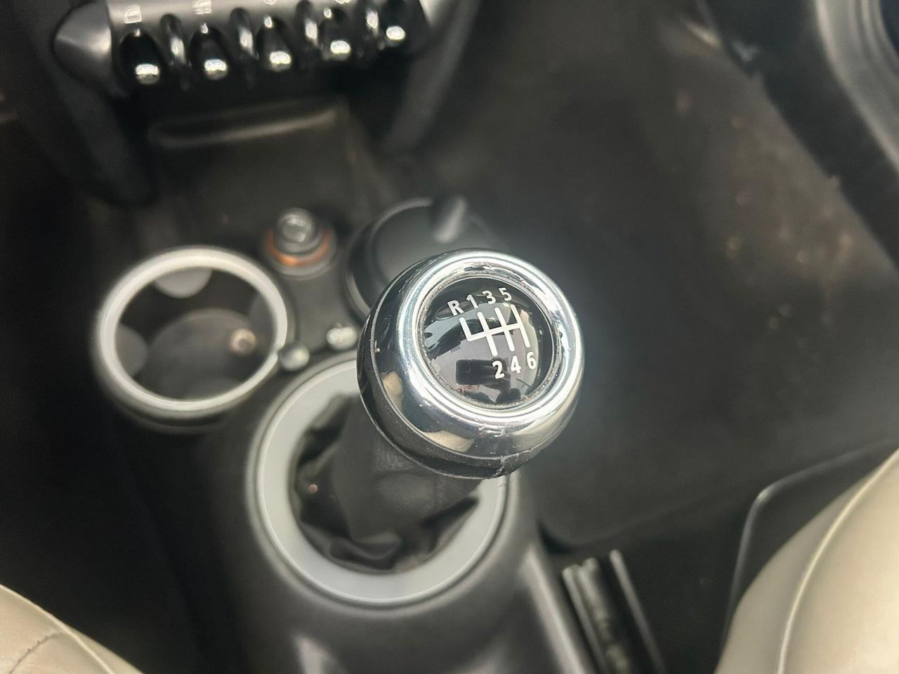 Mini Cooper D Cabrio 1.6 X NEO 2010