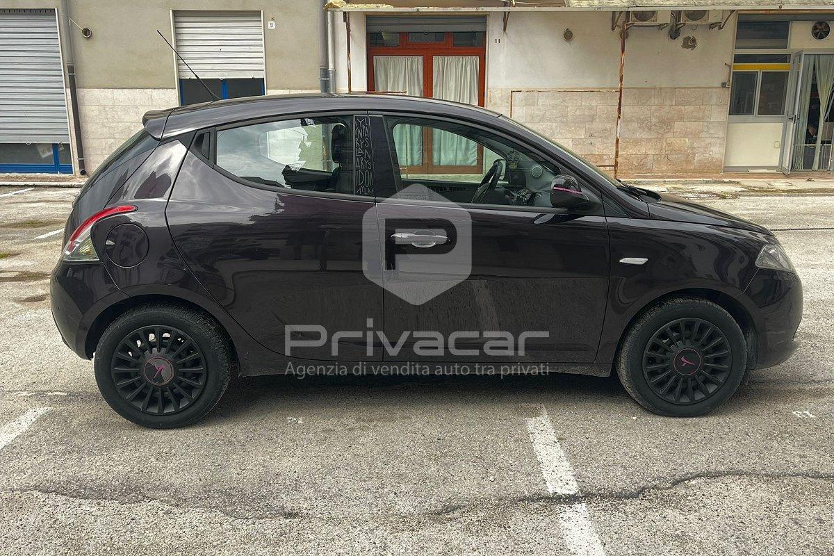LANCIA Ypsilon 1.3 MJT 16V 95 CV 5 porte S&S Silver