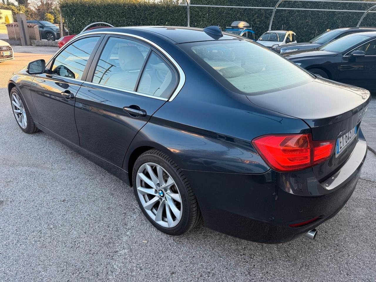 Bmw 320 320d xDrive Luxury