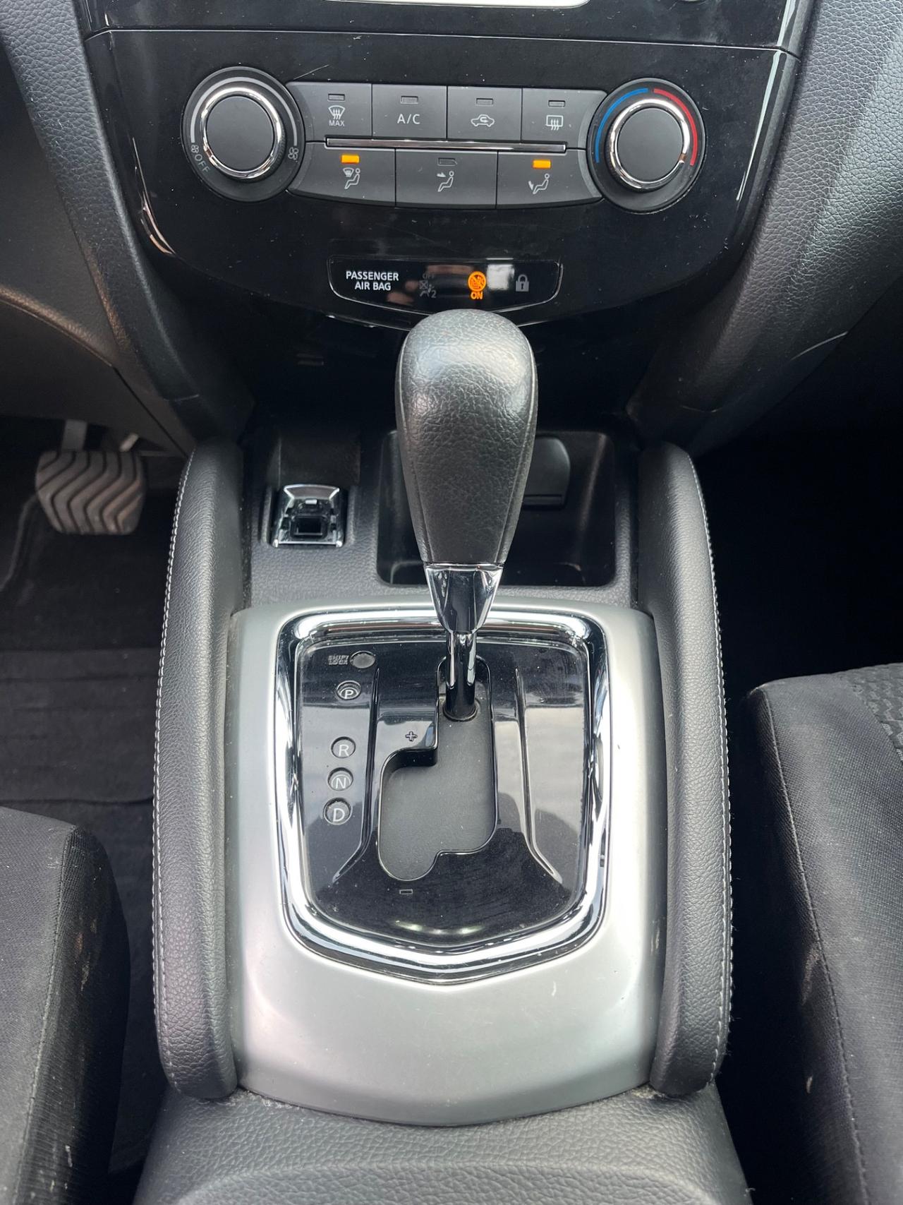 Nissan Qashqai 1.2 DIG-T Tekna GPL CAMBIO AUTOMATICO
