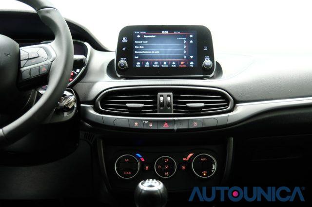 FIAT Tipo 1.4 BENZINA 5 PORTE LOUNGE NEOPATENTATI