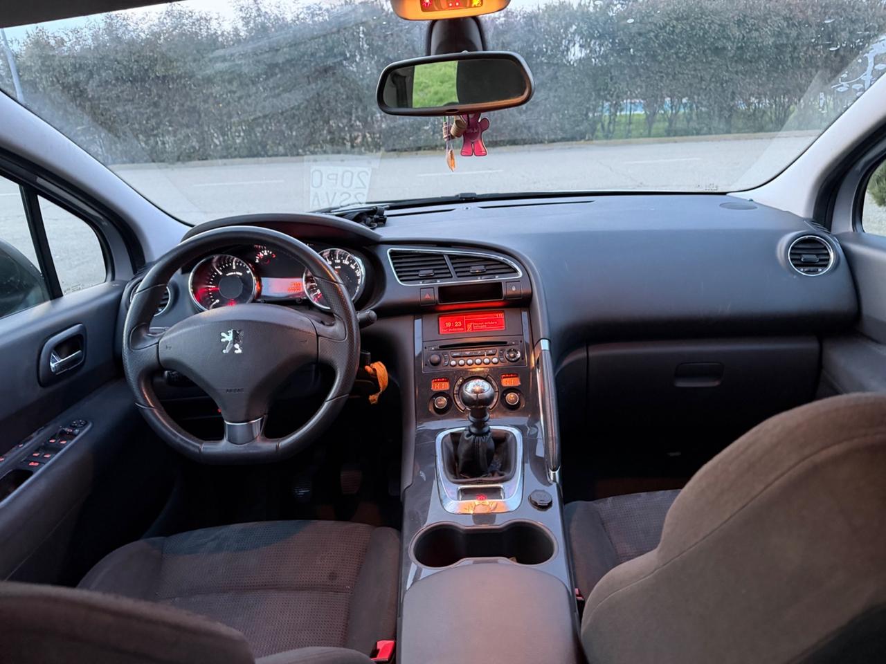 Peugeot 3008 2.0 HDi 150CV Business