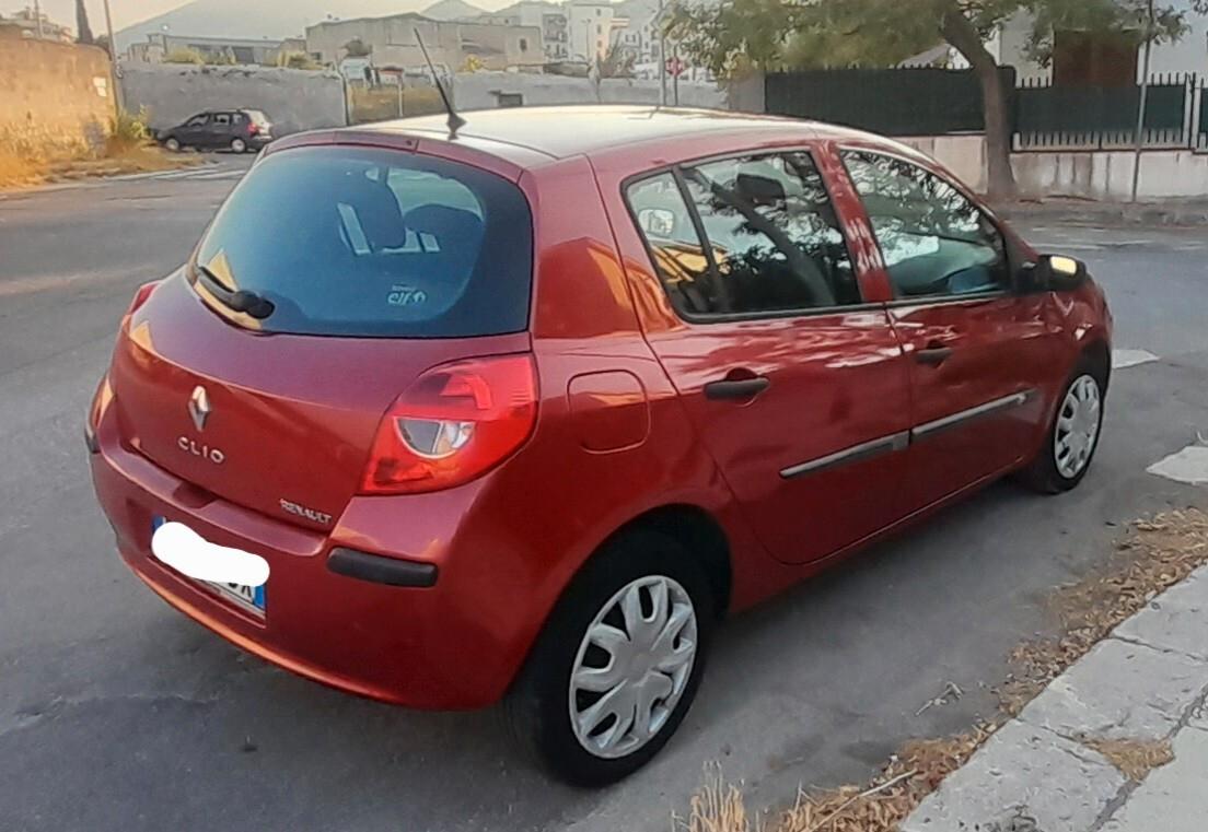 Renault Clio Storia 1.5 dCi 85CV 5 porte Dynamique