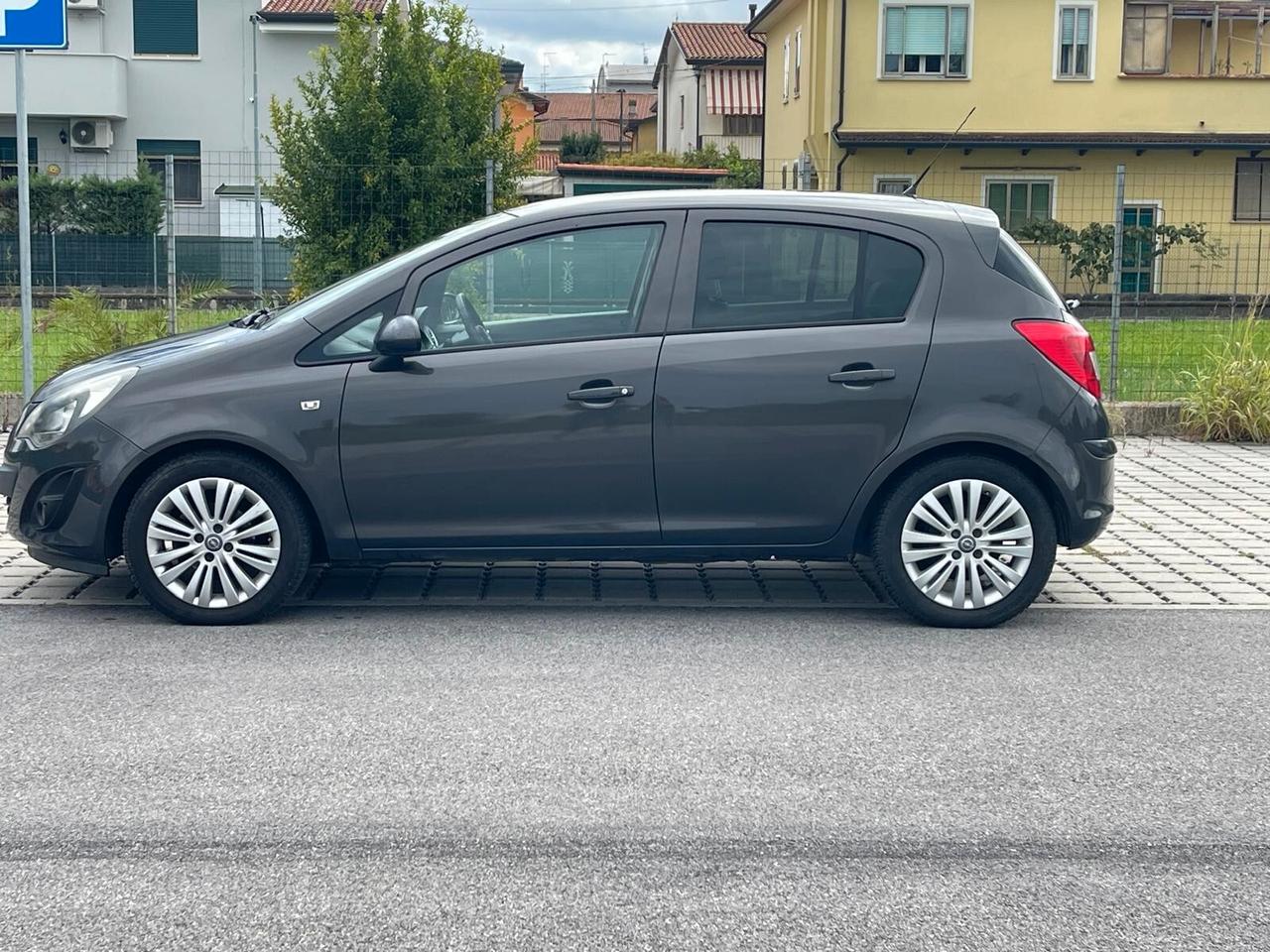Opel Corsa 1.2 85CV 5 porte GPL-TECH Ecotec