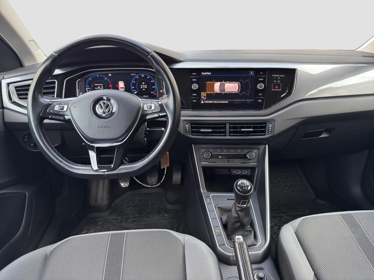 Volkswagen Polo 5p 1.6 tdi 95cv R-Line 2019