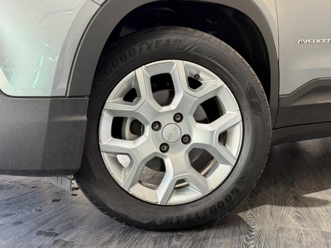 Jeep Avenger 1.2 Turbo 100 CV Altitude 10.000km