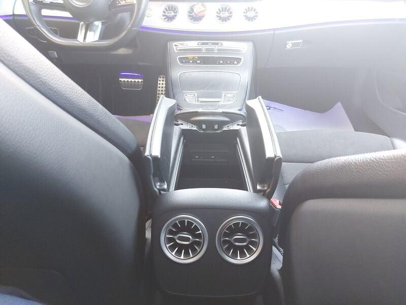 Mercedes-Benz Classe E E220 d 4MATIC Premium Plus