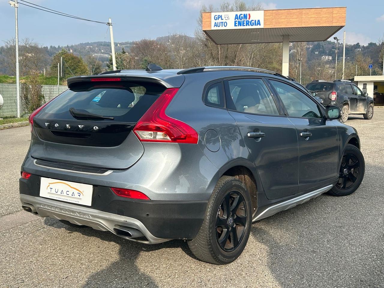 Volvo V40 Kinetic 2.0 D3 #9721