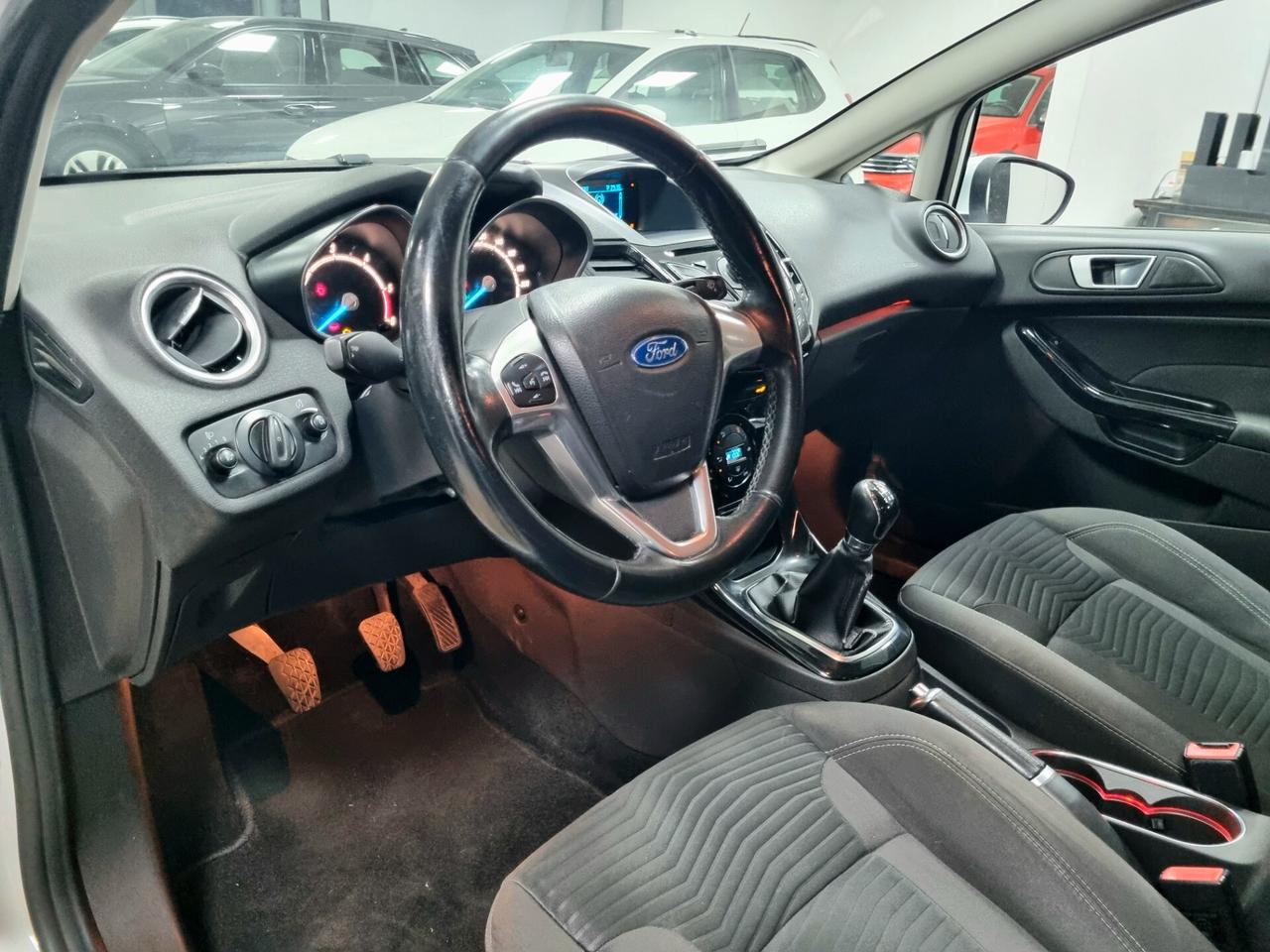 Ford Fiesta 1.5 TDCi 75CV 5 porte Business
