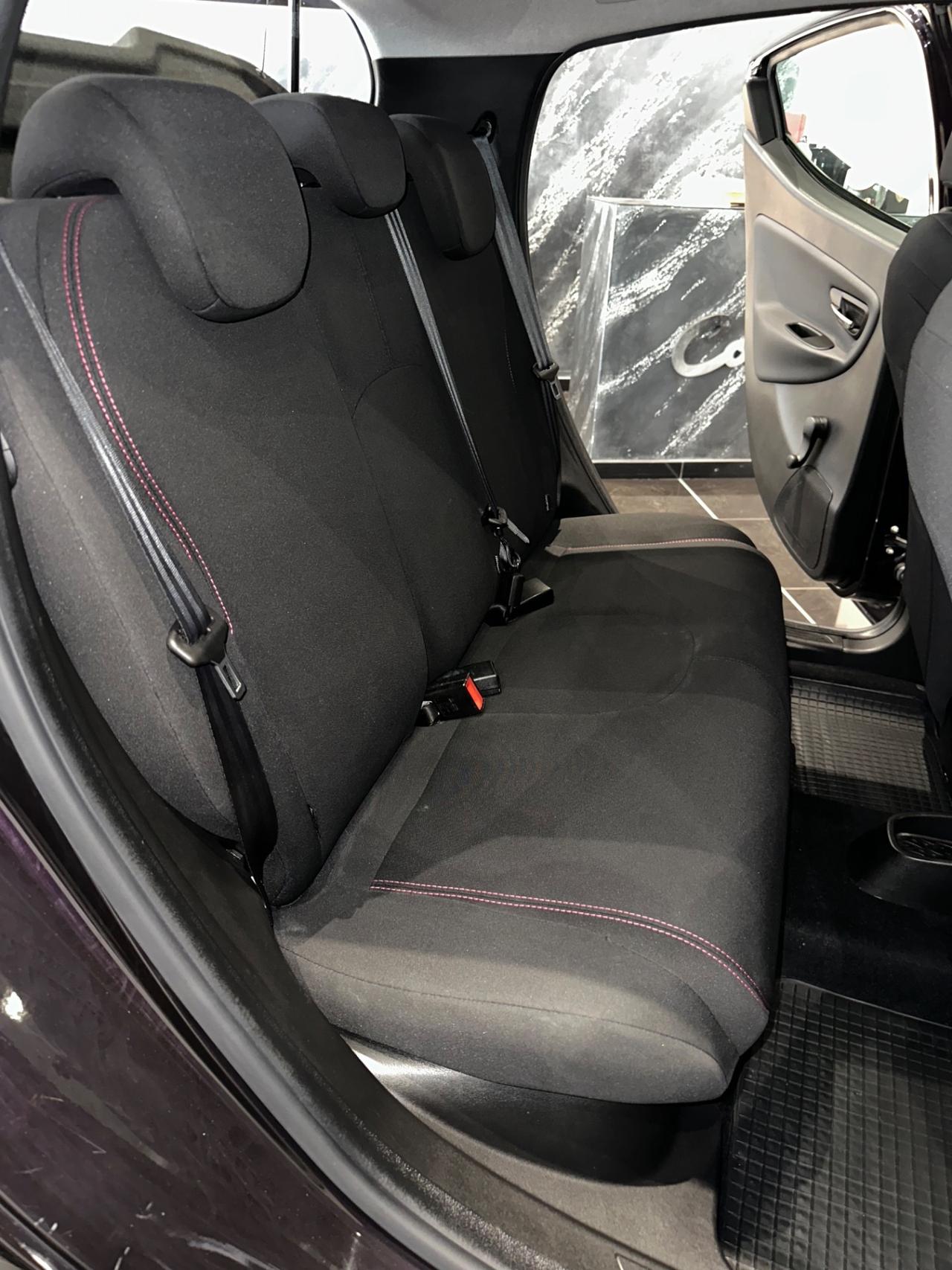 Lancia Ypsilon 1.2 69 CV 5 porte GPL Ecochic Elefantino