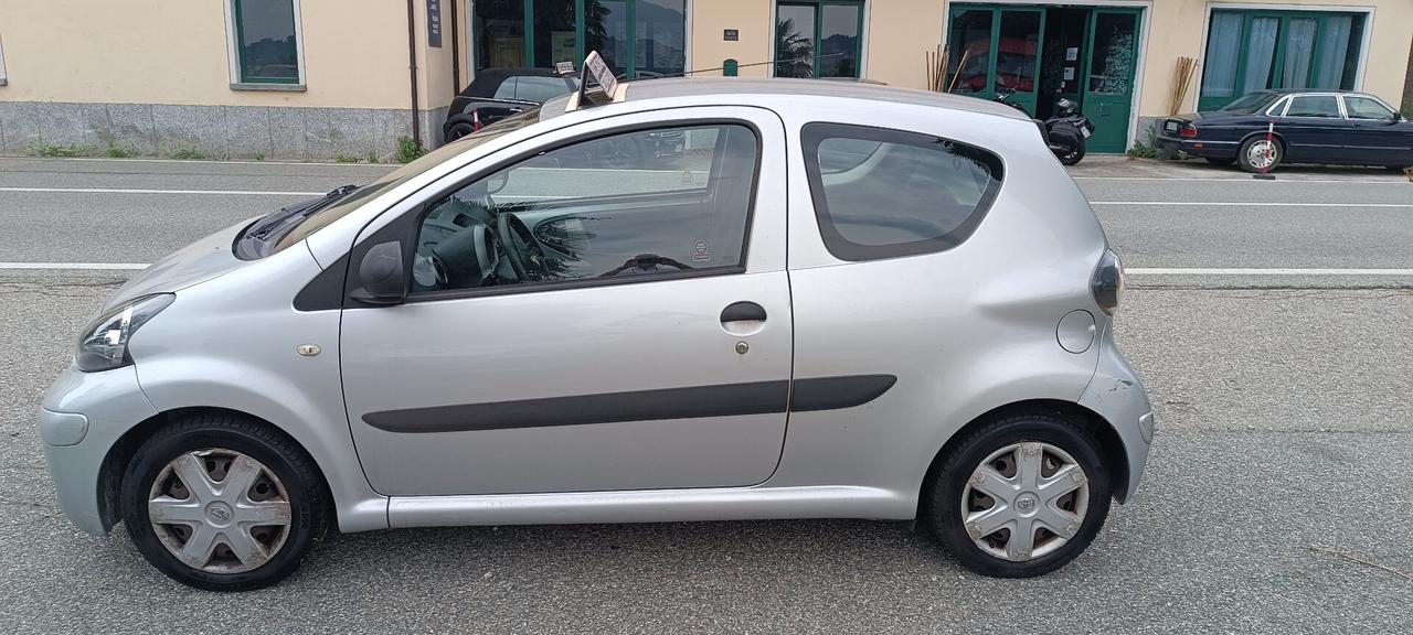 Toyota Aygo 1.0 12V VVT-i 3 porte Now