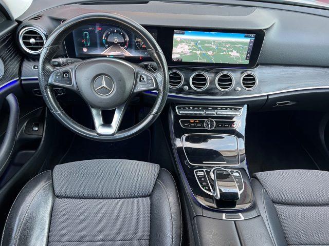 MERCEDES-BENZ E 220 d S.W. Auto Premium AMG