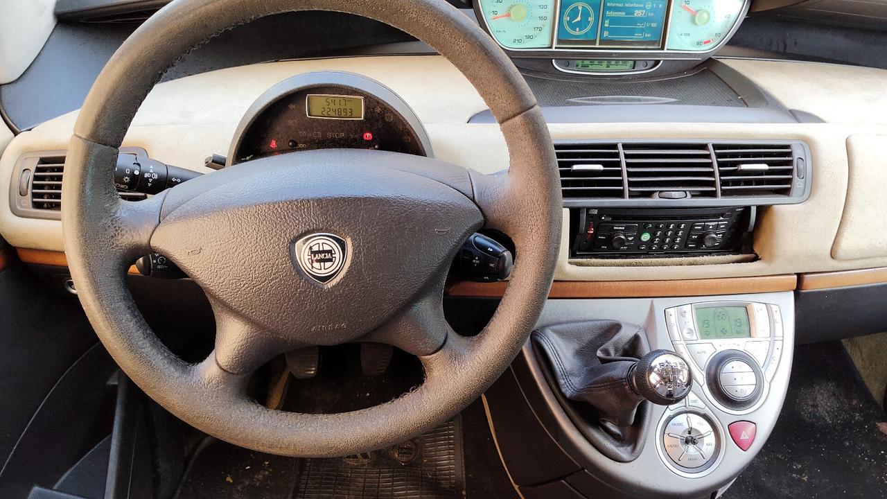 Lancia Phedra 2.2 JTD Emblema FAP