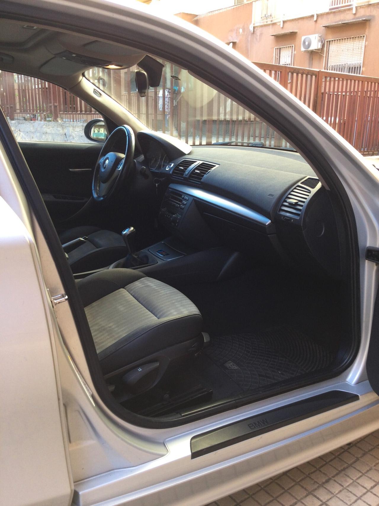 Bmw 118d cat 5 porte Attiva