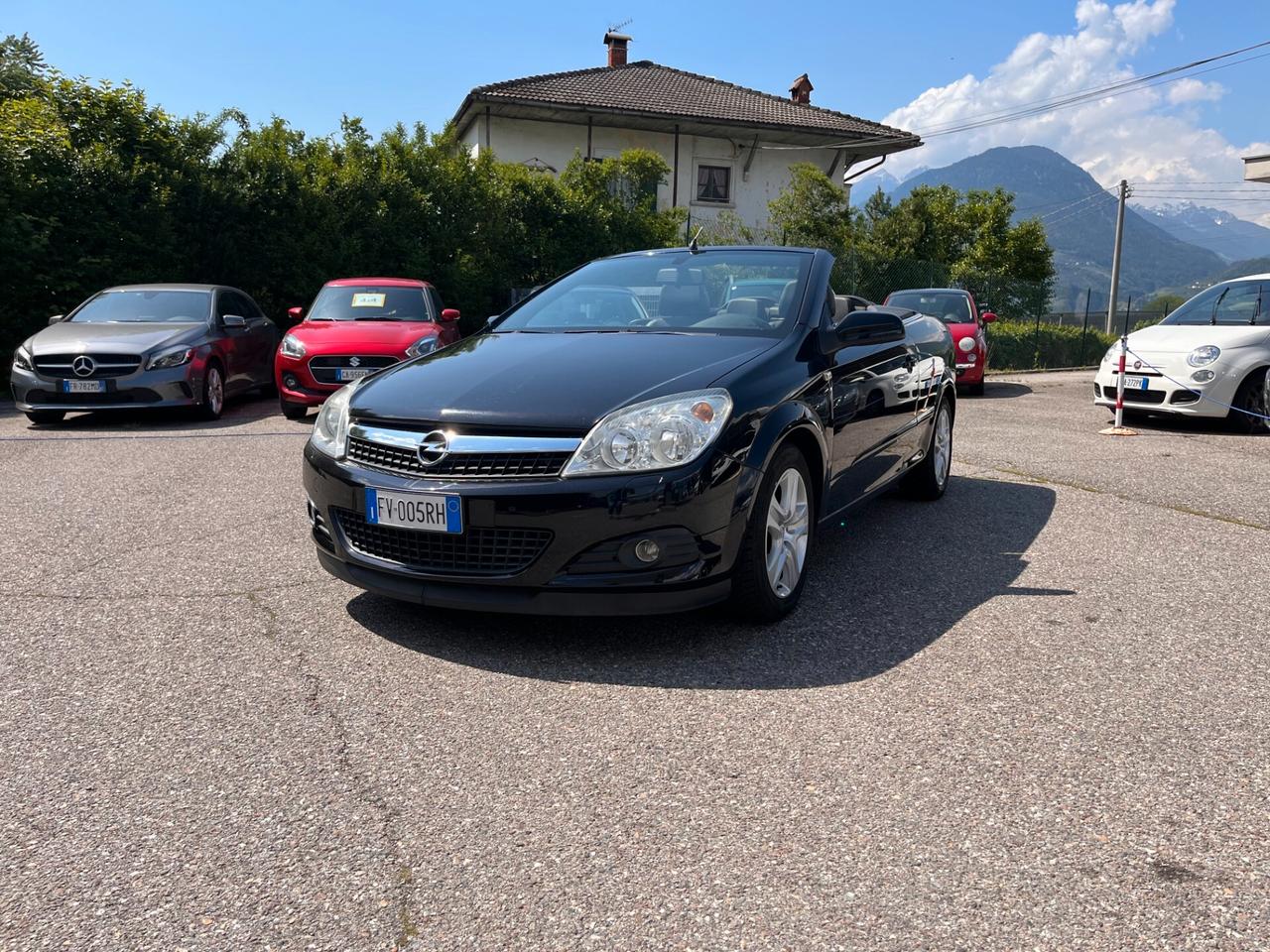 Opel Astra TwinTop 1.6 16V VVT Enjoy