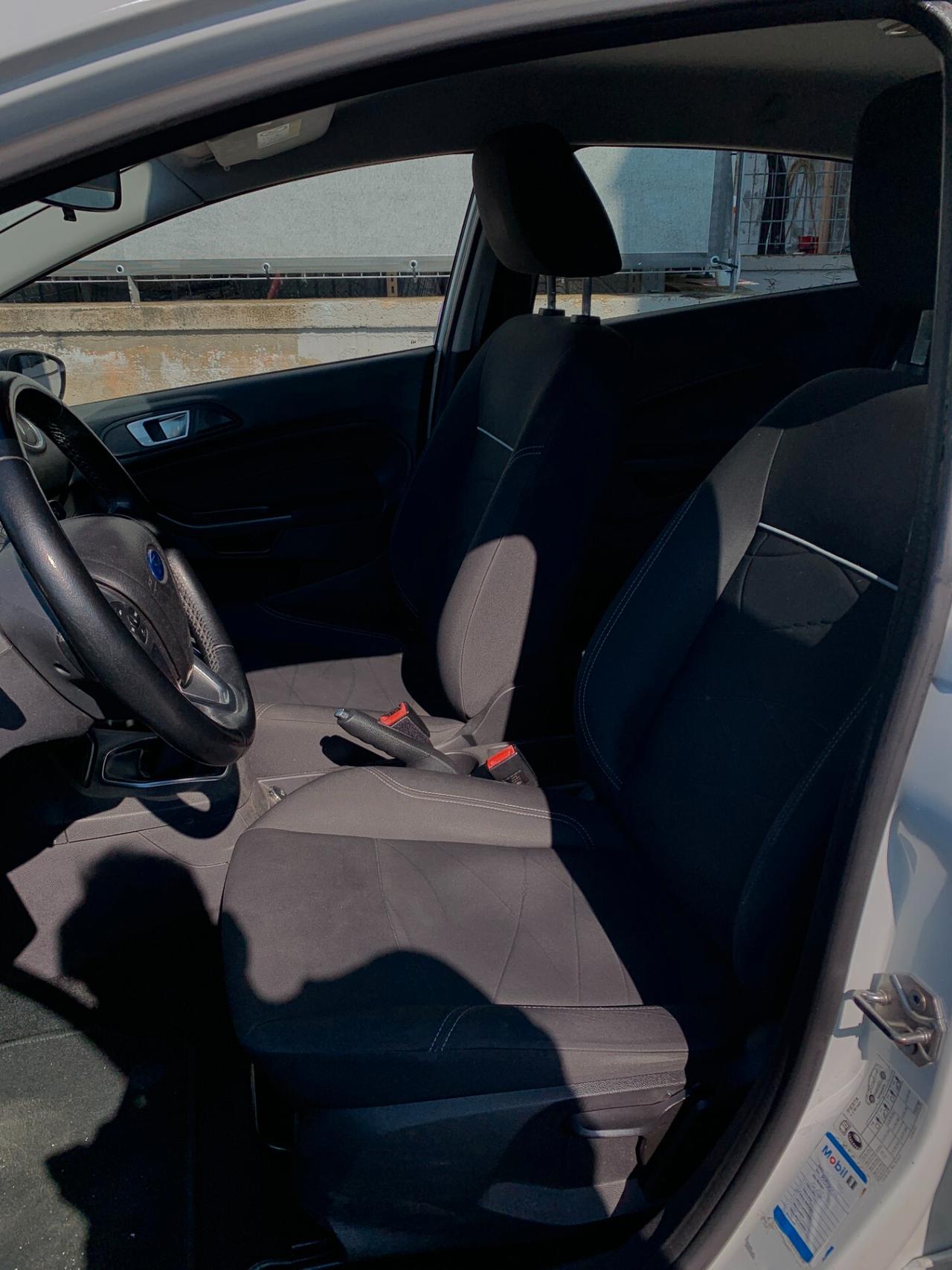 Ford Fiesta 1.5 TDCi 75CV 5P 96.00Km