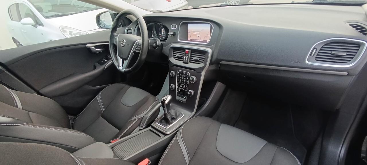 Volvo V40 D2 Business Plus 2.0d 120cv