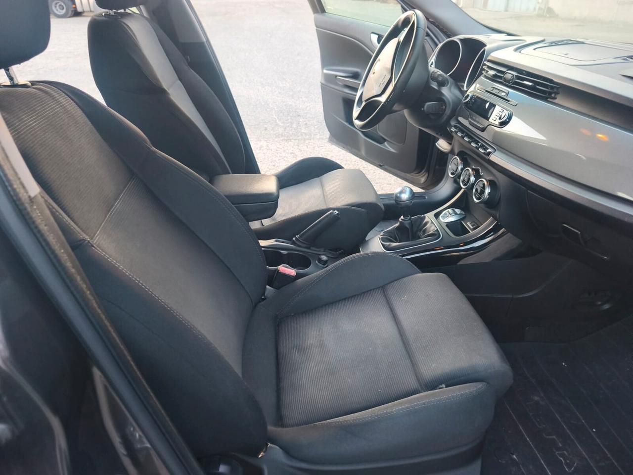 Alfa Romeo Giulietta 2012---1.4 Benzina GPL