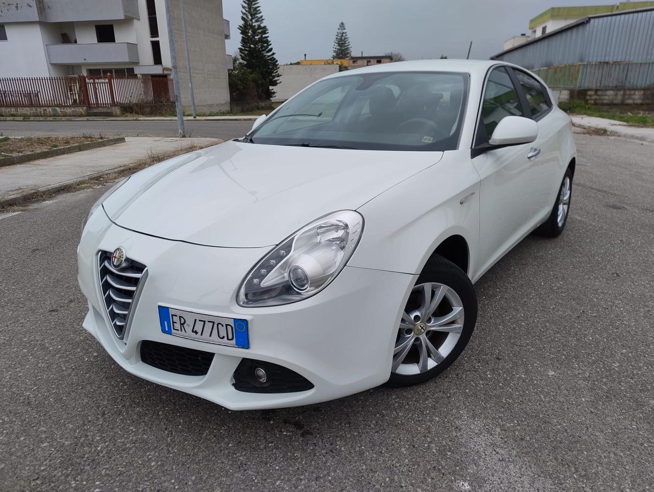 Alfa Romeo Giulietta 1.6 JTDm-2 105 CV Distinctive