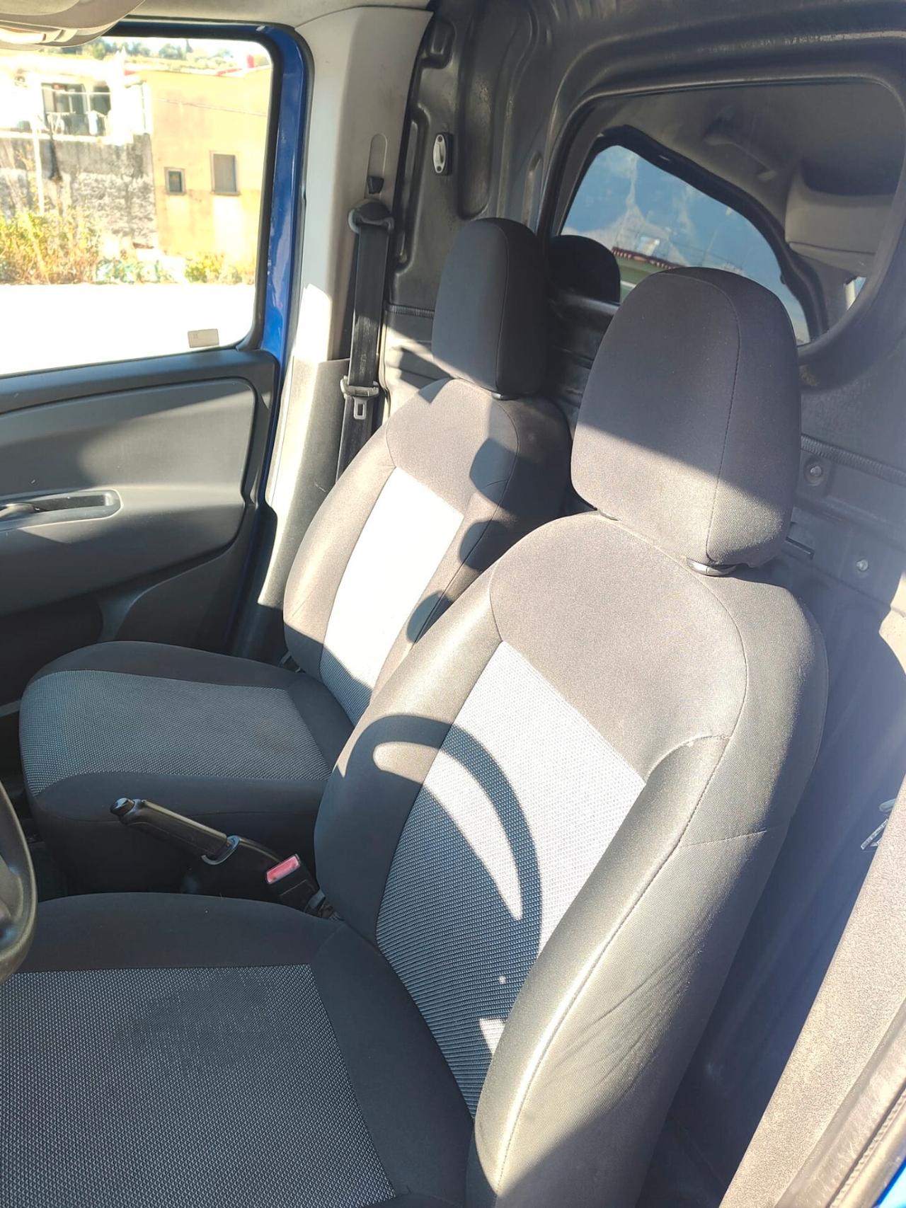 Fiat Doblo Doblò 1.4 T-Jet 16V Natural Power Active