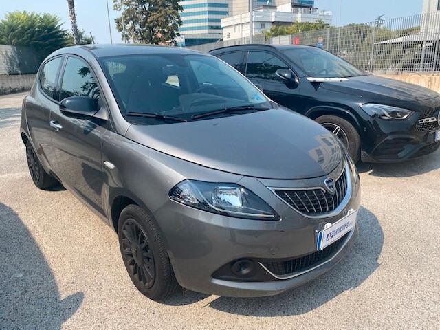 Lancia Ypsilon 1.2 69 CV 5 porte GPL Ecochic Silver 2021