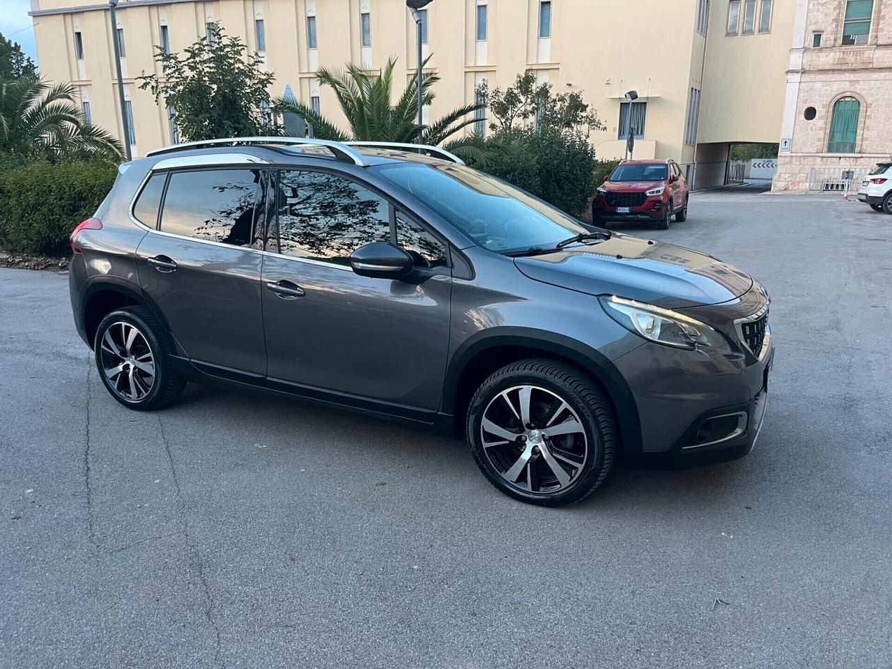Peugeot 2008 1.5 HDi Full Optional Km 109.000