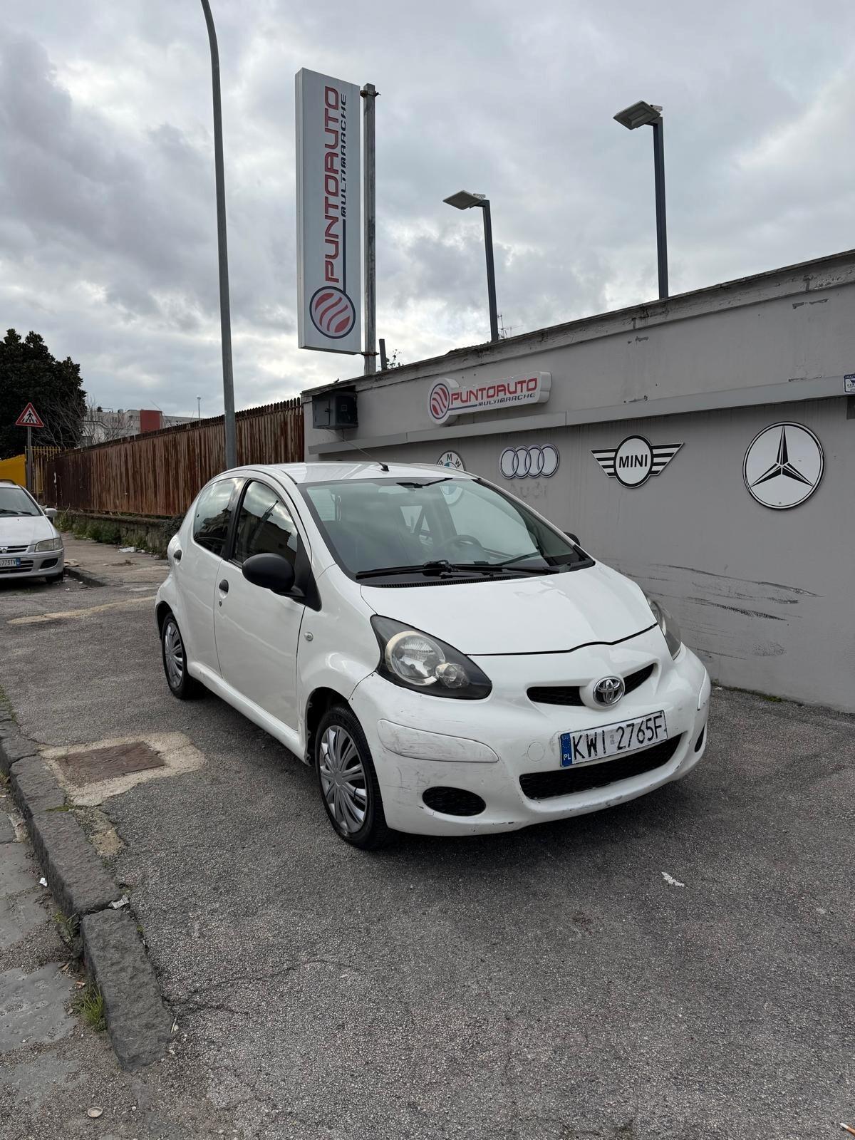 Toyota Aygo 1.0 12V VVT-i 5 porte Sol Connect
