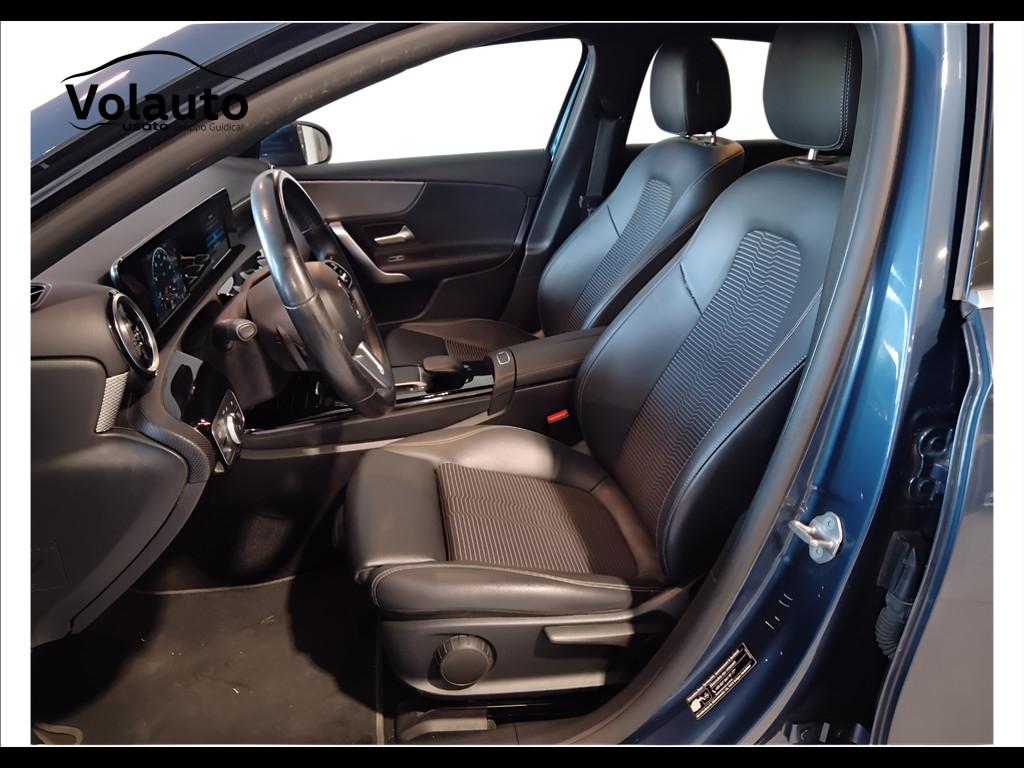 Mercedes-Benz Classe A - W177 2018 - A 180 d Sport auto