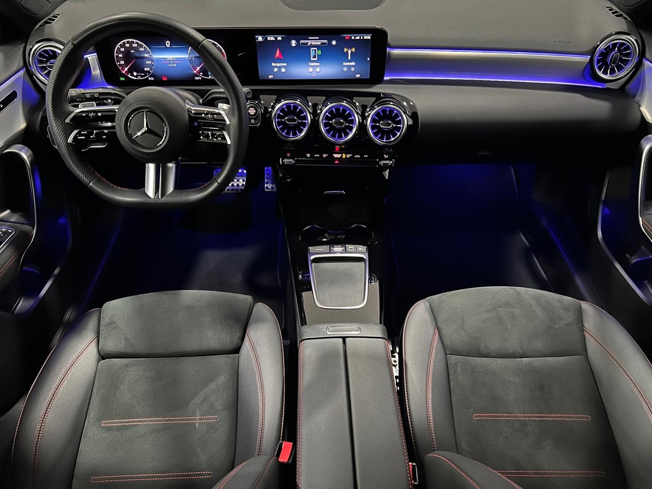 Mercedes Benz A180d Aut. AMG Line Premium 116 cv