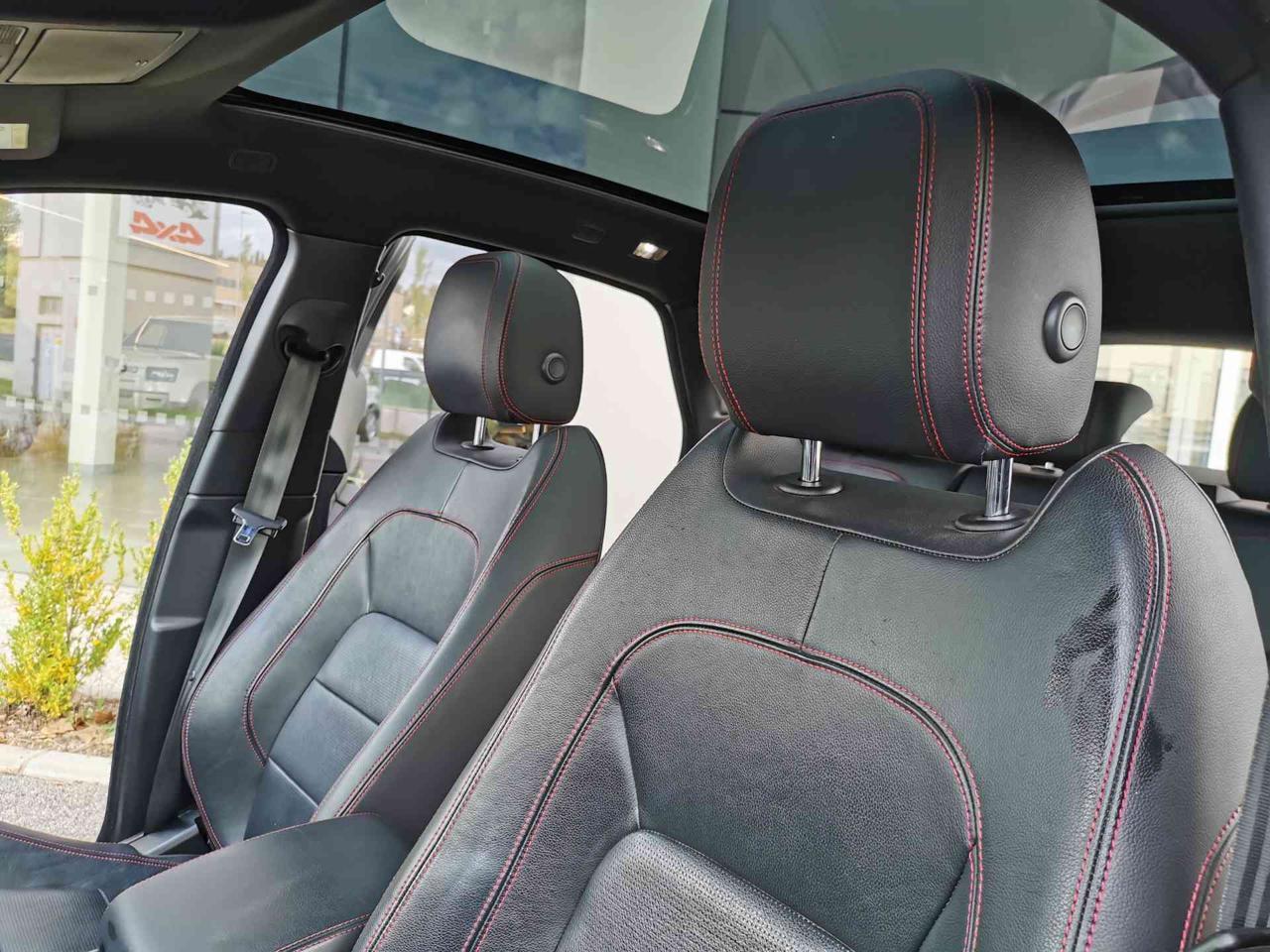 JAGUAR E-Pace (X540) E-Pace 2.0D 150 CV A...