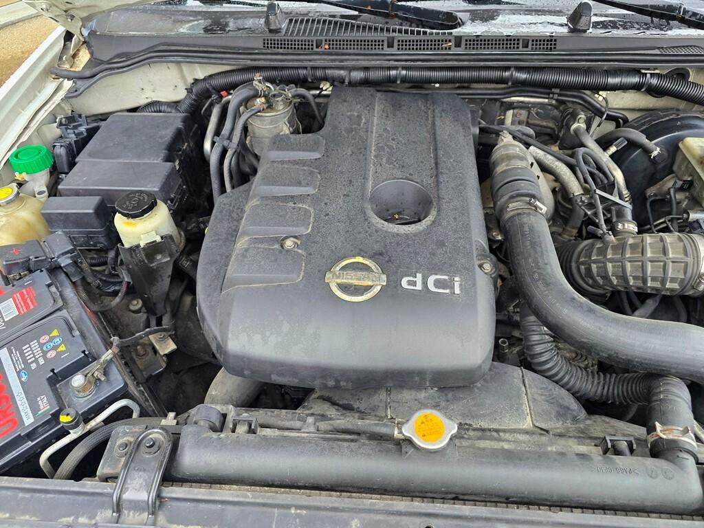 Nissan Navara 2.5 dCi 171 CV "LE"