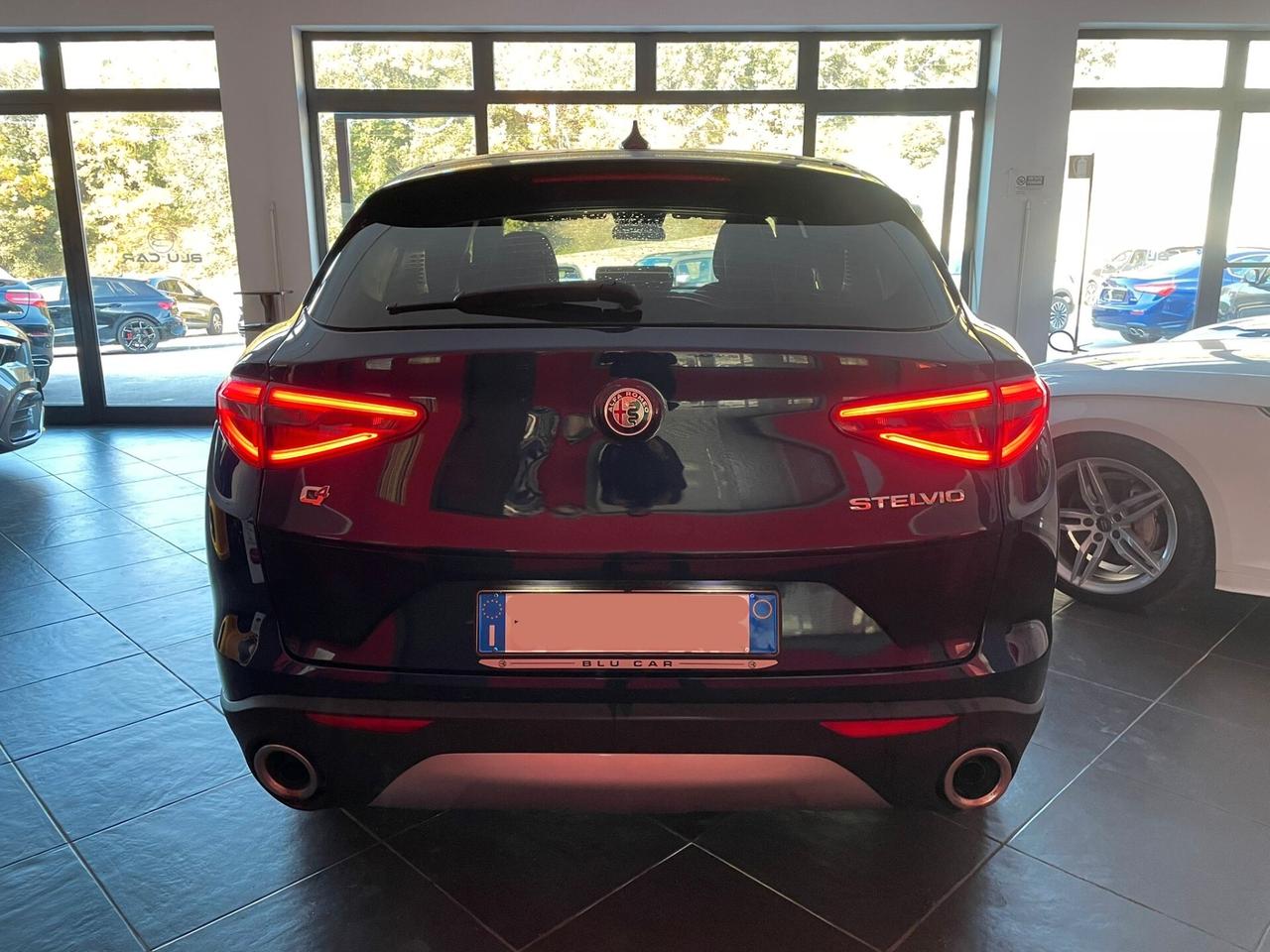 ALFA STELVIO 2.2JTDm 190CV Q4 *NAVI-KAMERA*