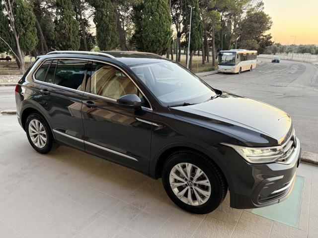 VOLKSWAGEN Tiguan 2.0 TDI 150 CV SCR DSG Life