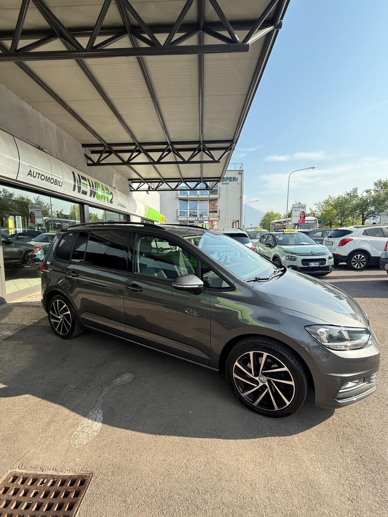 VOLKSWAGEN TOURAN 1.6 TDI SCR Executive 7 Posti