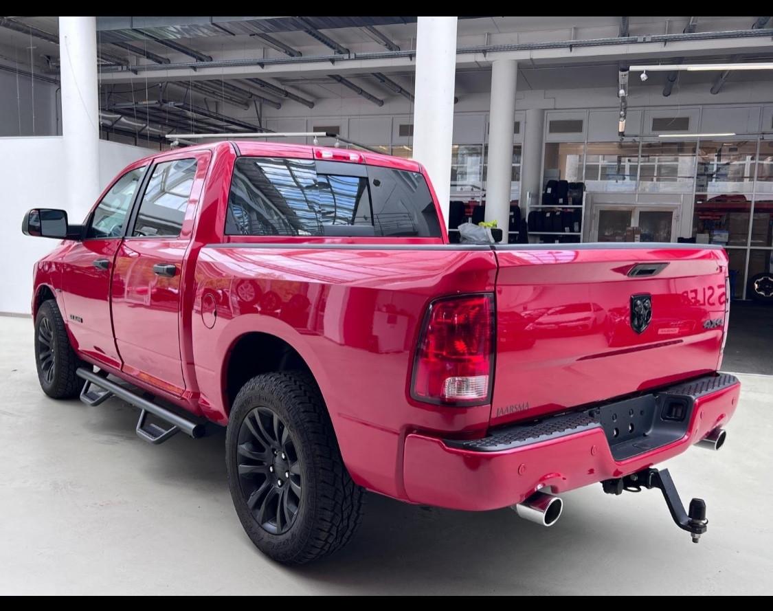 Dodge RAM 1500 5.7 V8 4WD Crew Cab