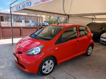 TOYOTA Aygo 1.0b 5p soli km114000 full 05